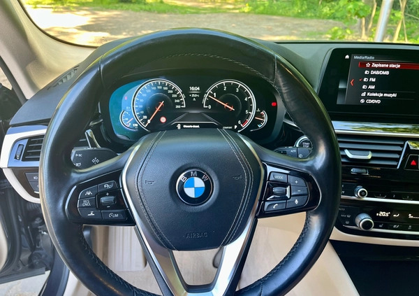 BMW Seria 5 cena 124900 przebieg: 198000, rok produkcji 2017 z Słubice małe 704